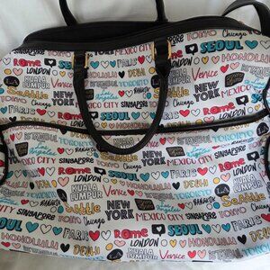 Global city weekender bag